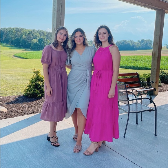 Ivy City Co midi faux wrap sage green dress - Picture 9 of 10